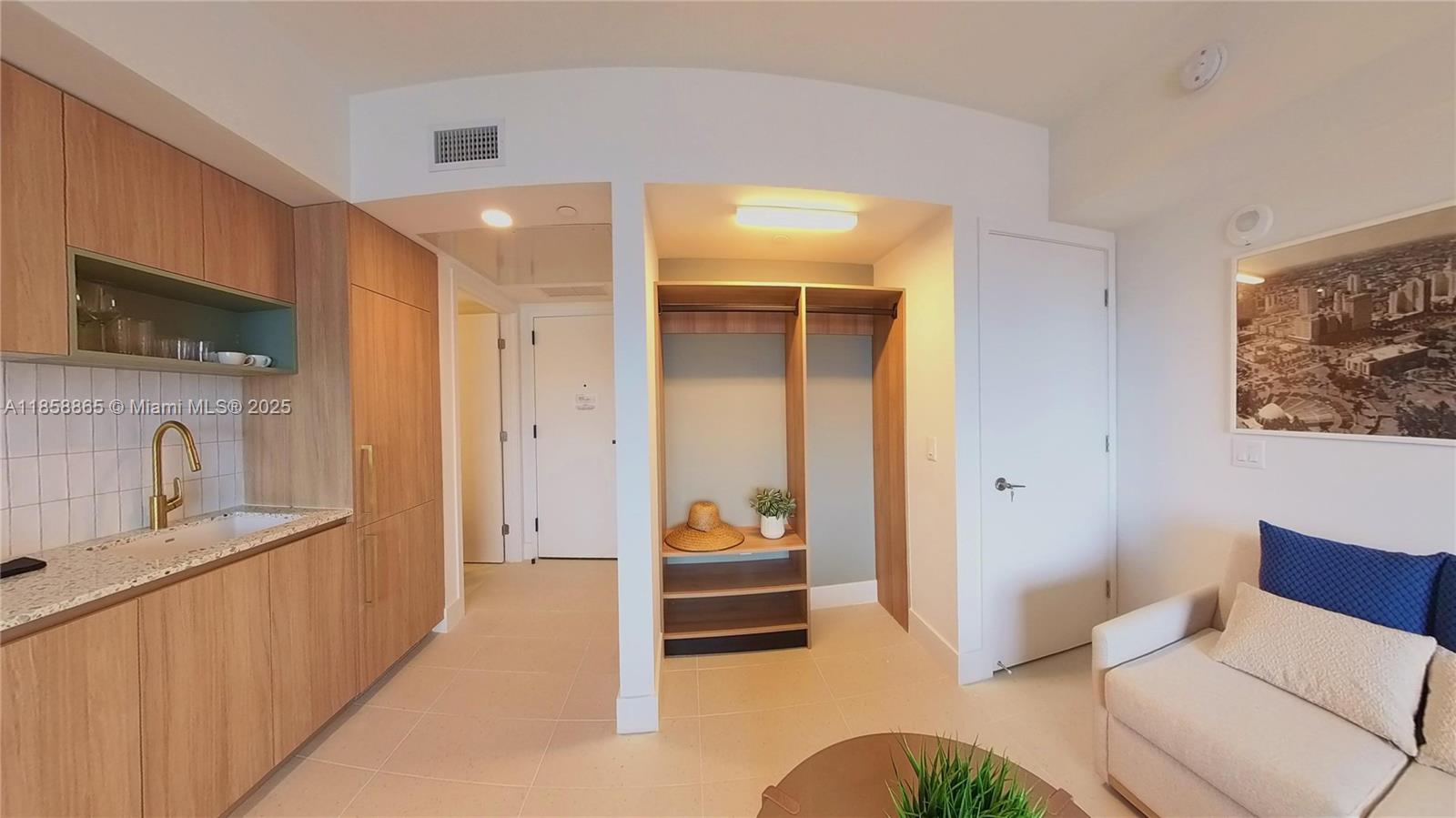 image Natiivo / Gale Residences8