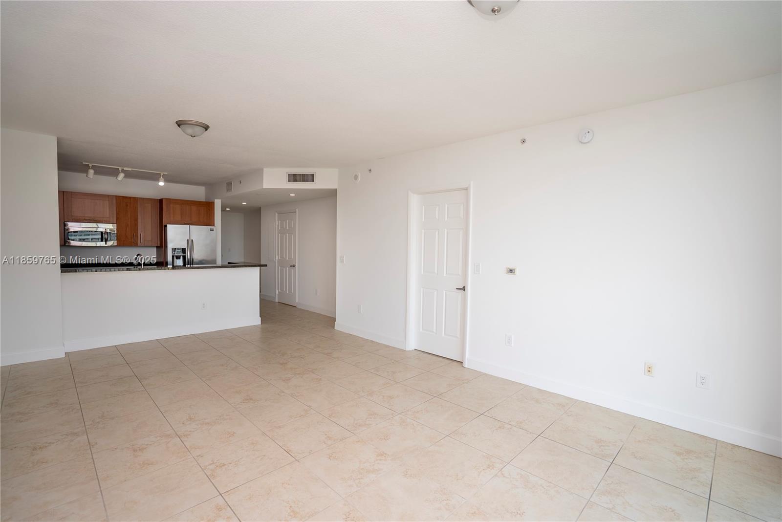 image 1300 Ponce Condo10