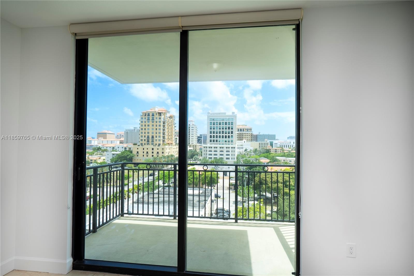 image 1300 Ponce Condo12
