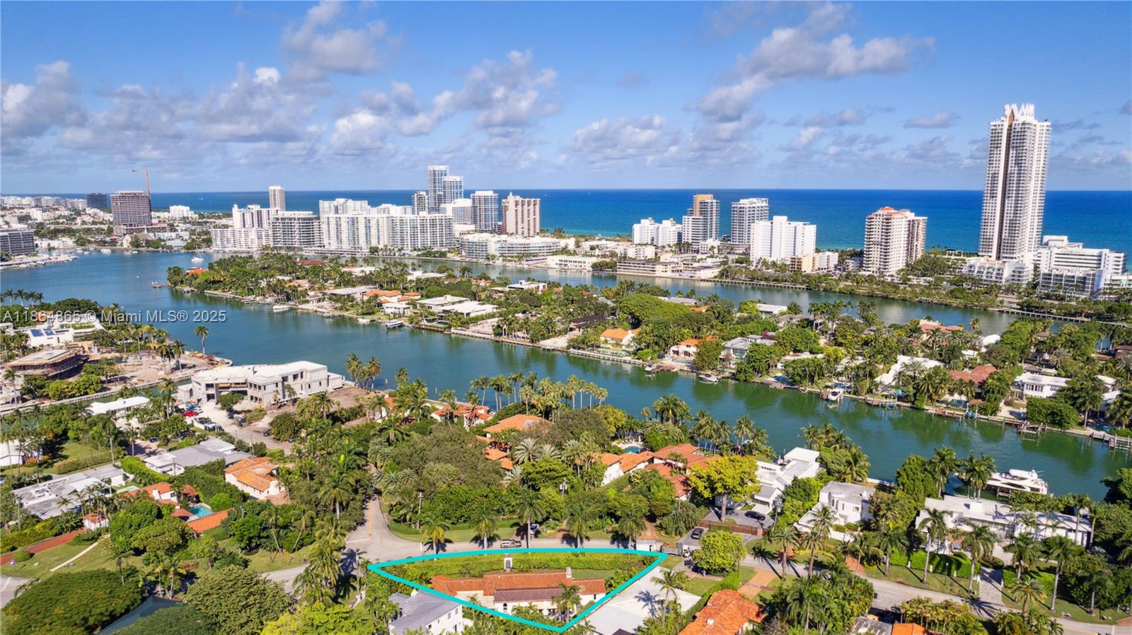 6350 Pinetree Dr Miami Beach, FL 33141