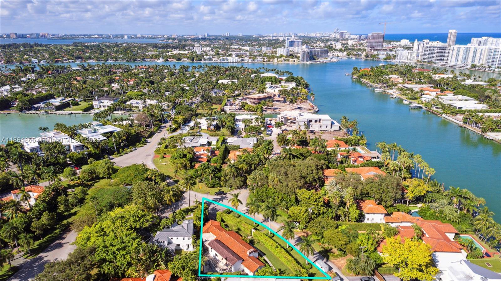 6350 Pinetree Dr Miami Beach, FL 33141