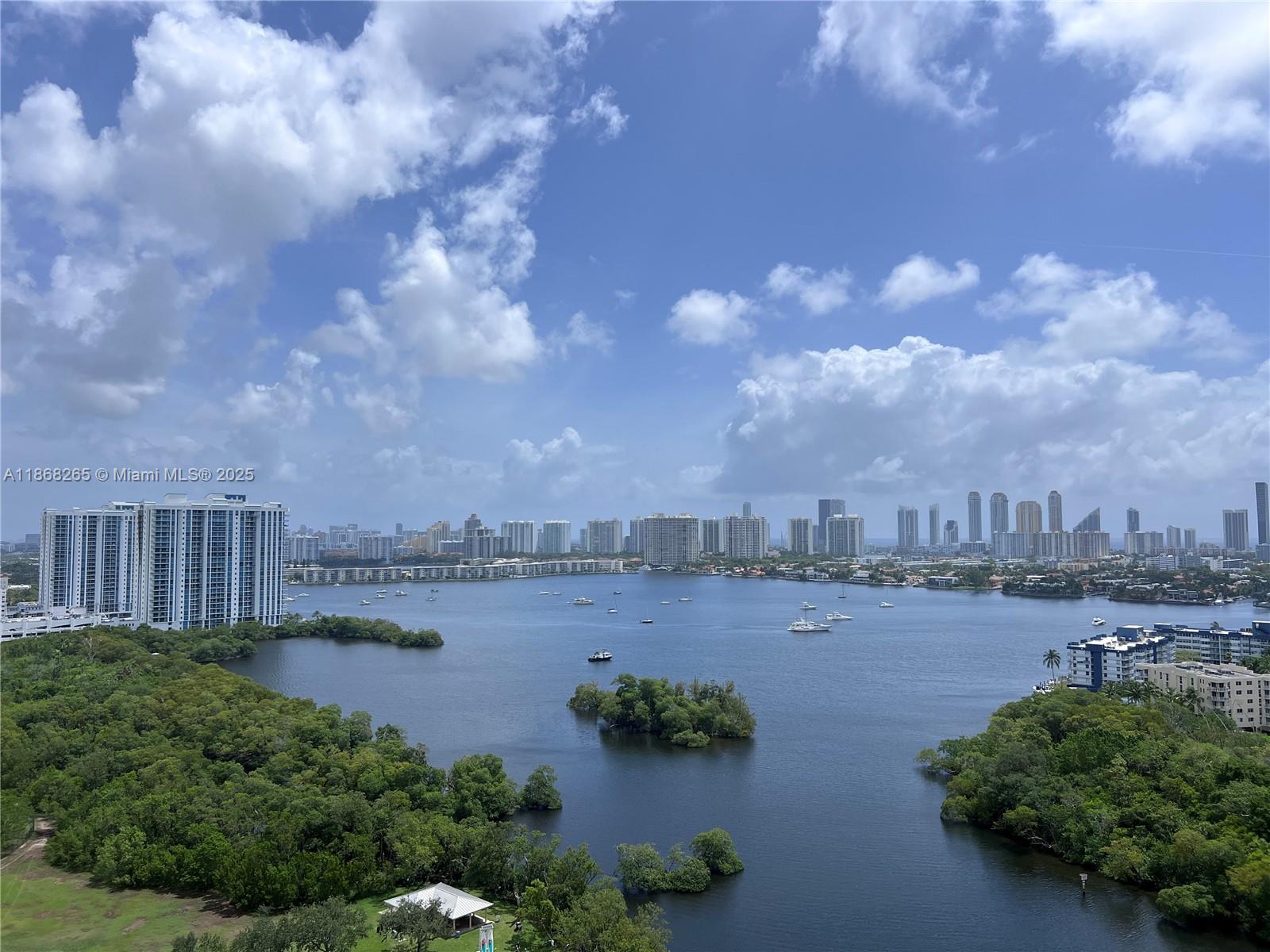 16385 Biscayne Blvd #2103