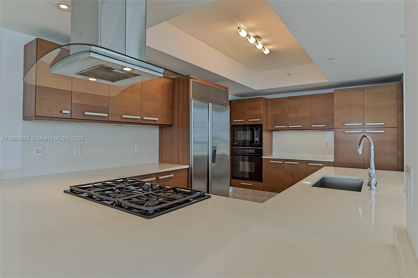 3535 S Ocean Dr #2002 Hollywood, FL 33019