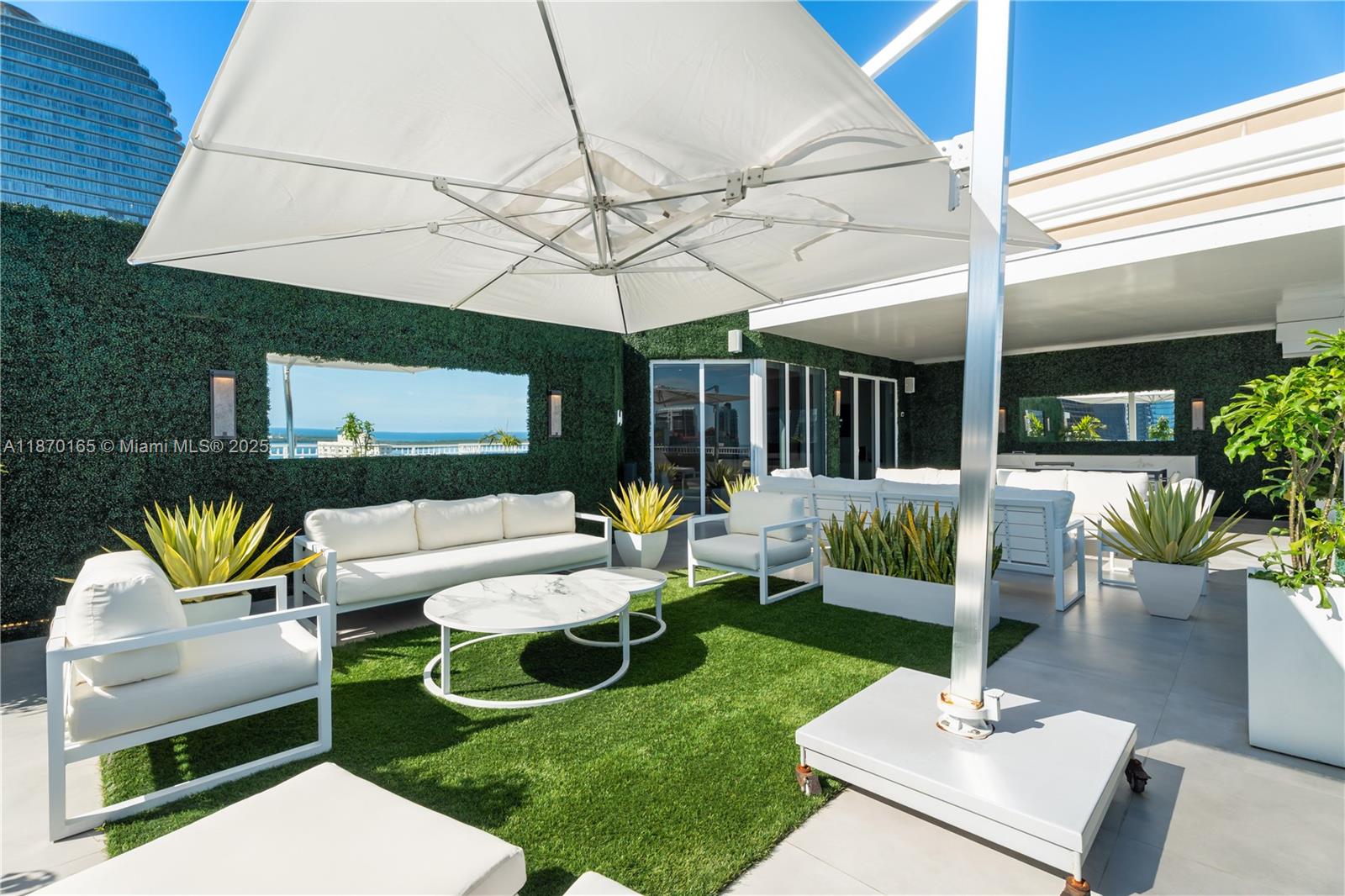 image Courts Brickell Key18