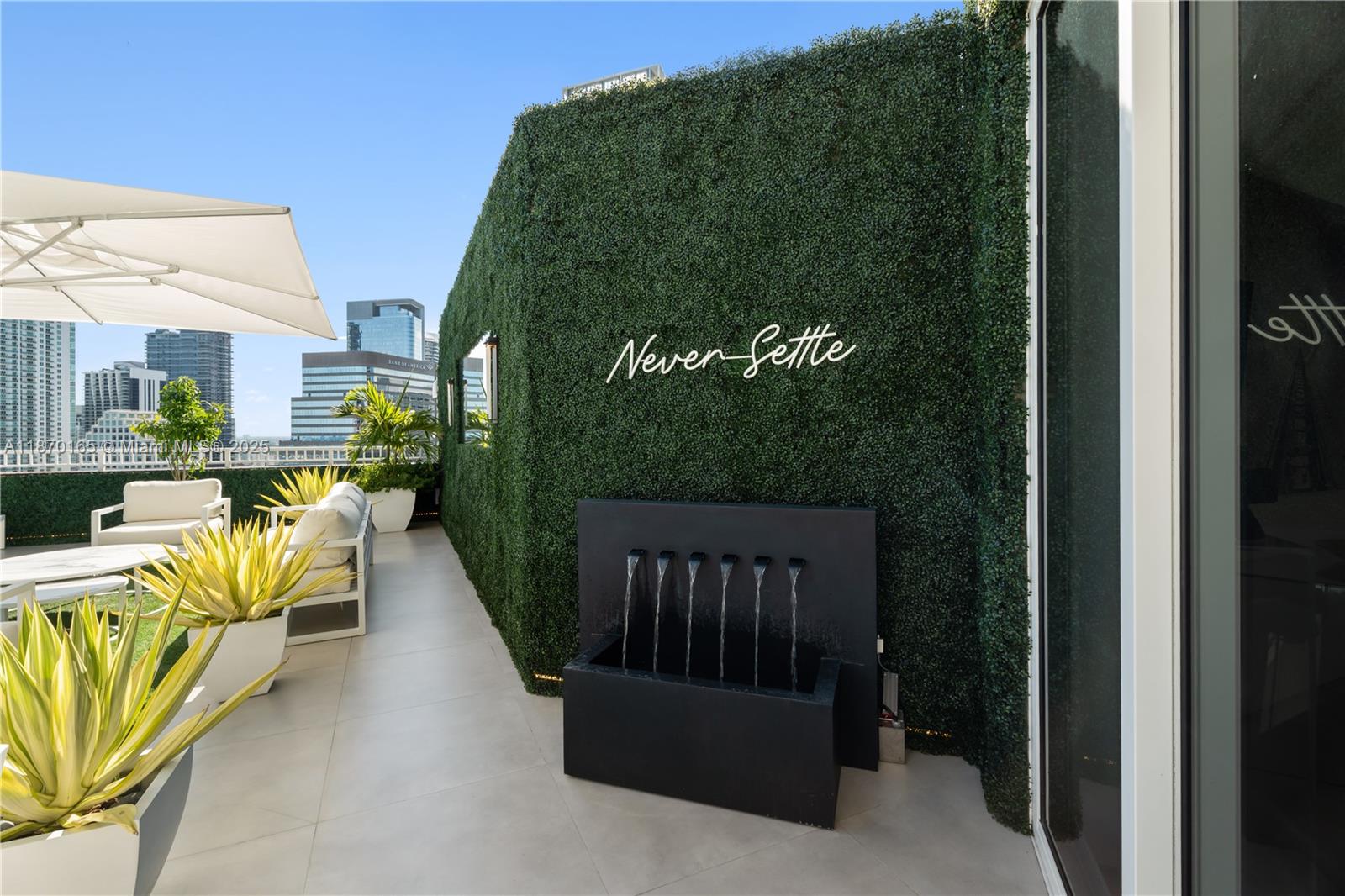 image Courts Brickell Key21