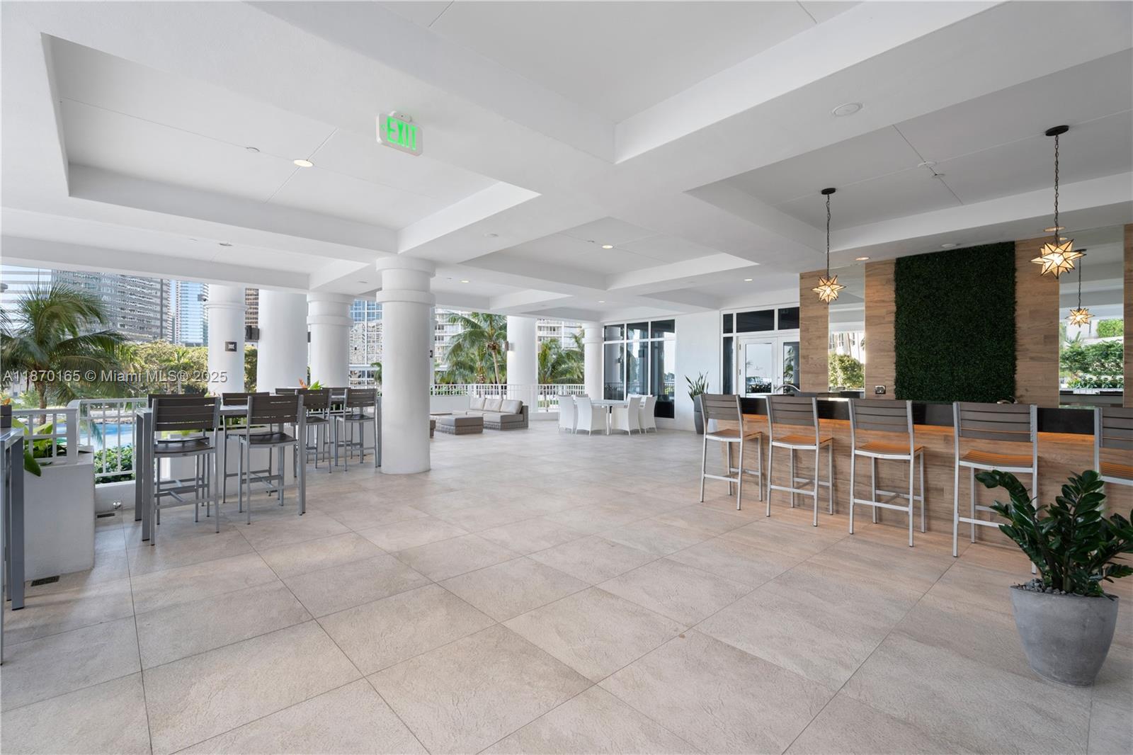 image Courts Brickell Key51