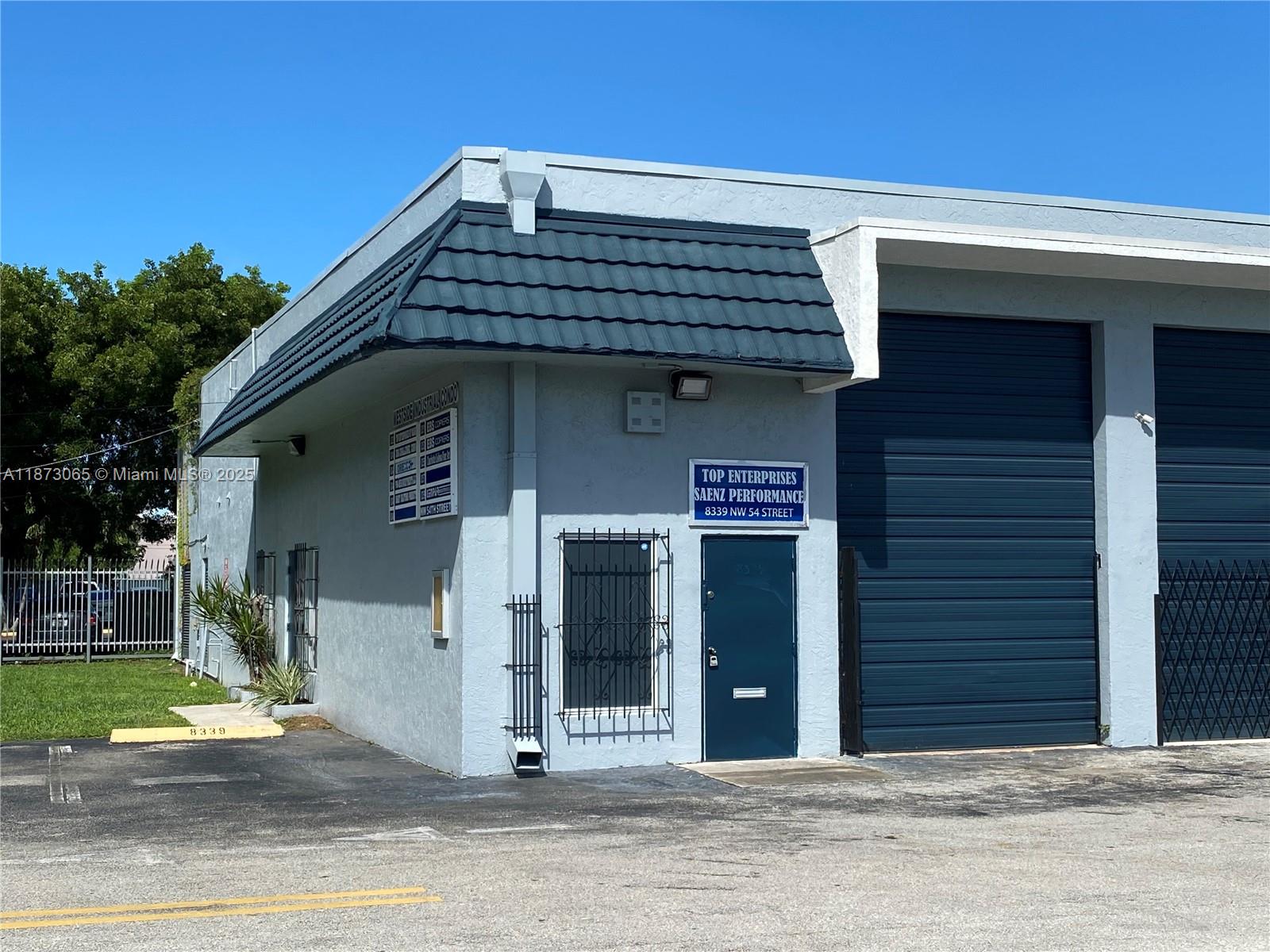 8339 NW 54th St