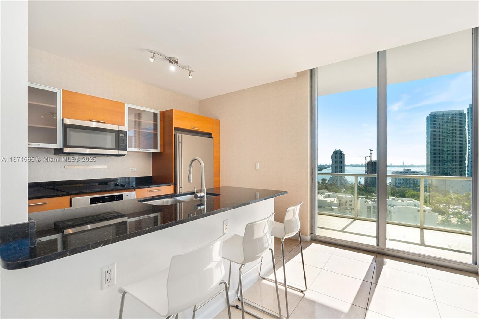 image Two Midtown Miami Condo6