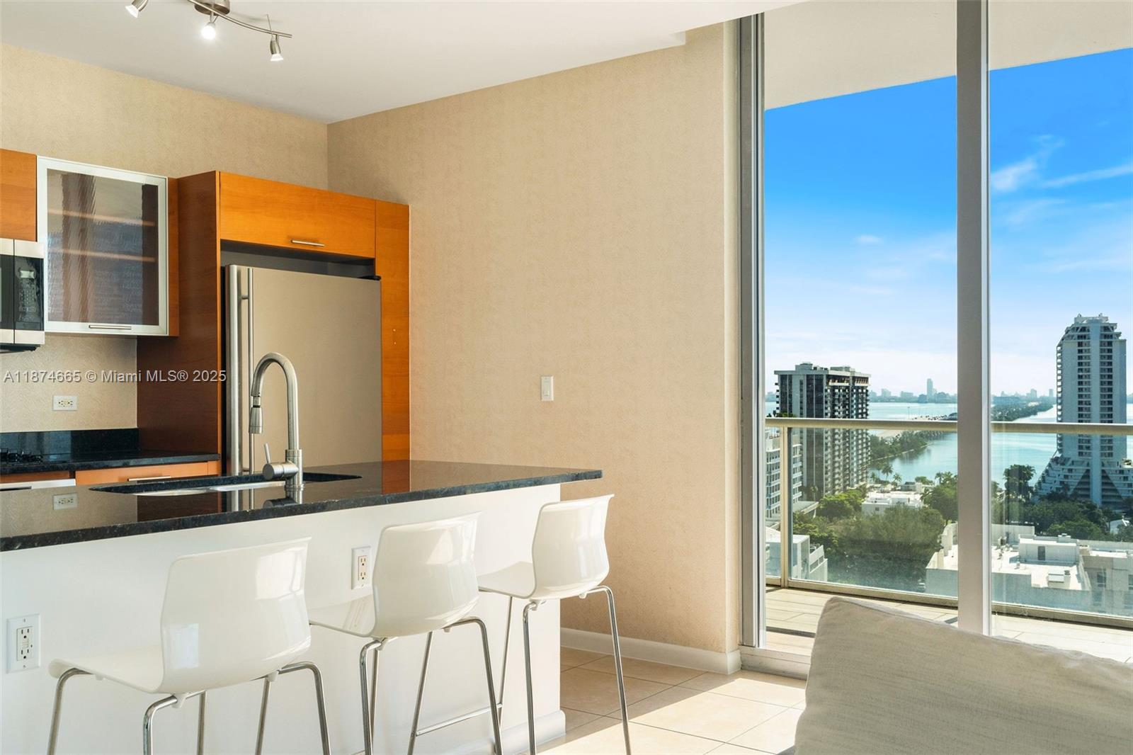 image Two Midtown Miami Condo8