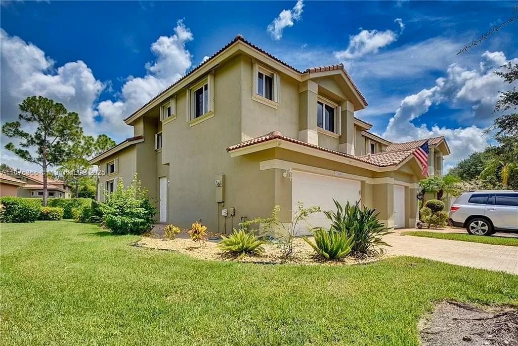 12625 NW 56th St