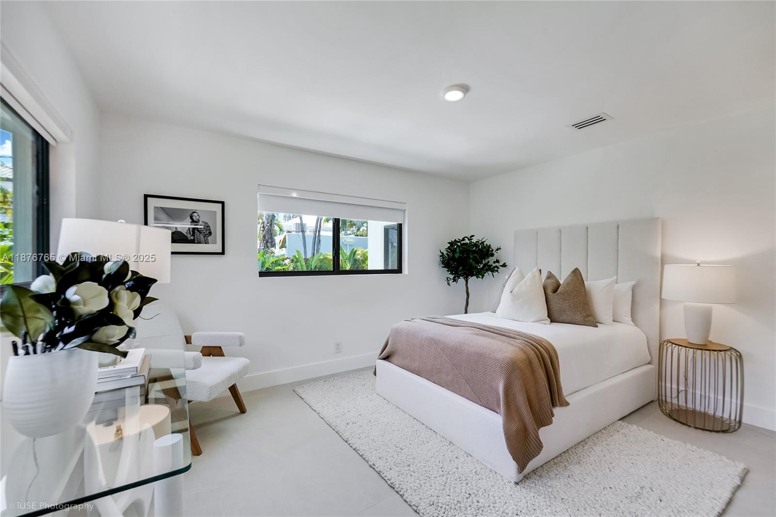 1120 NE 86th St Miami, FL 33138