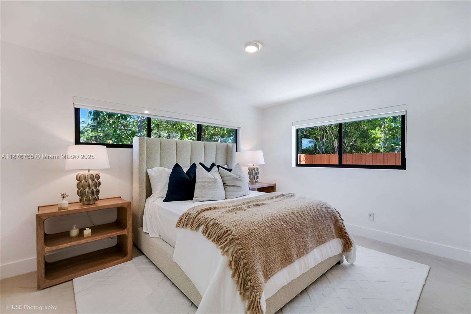 1120 NE 86th St Miami, FL 33138