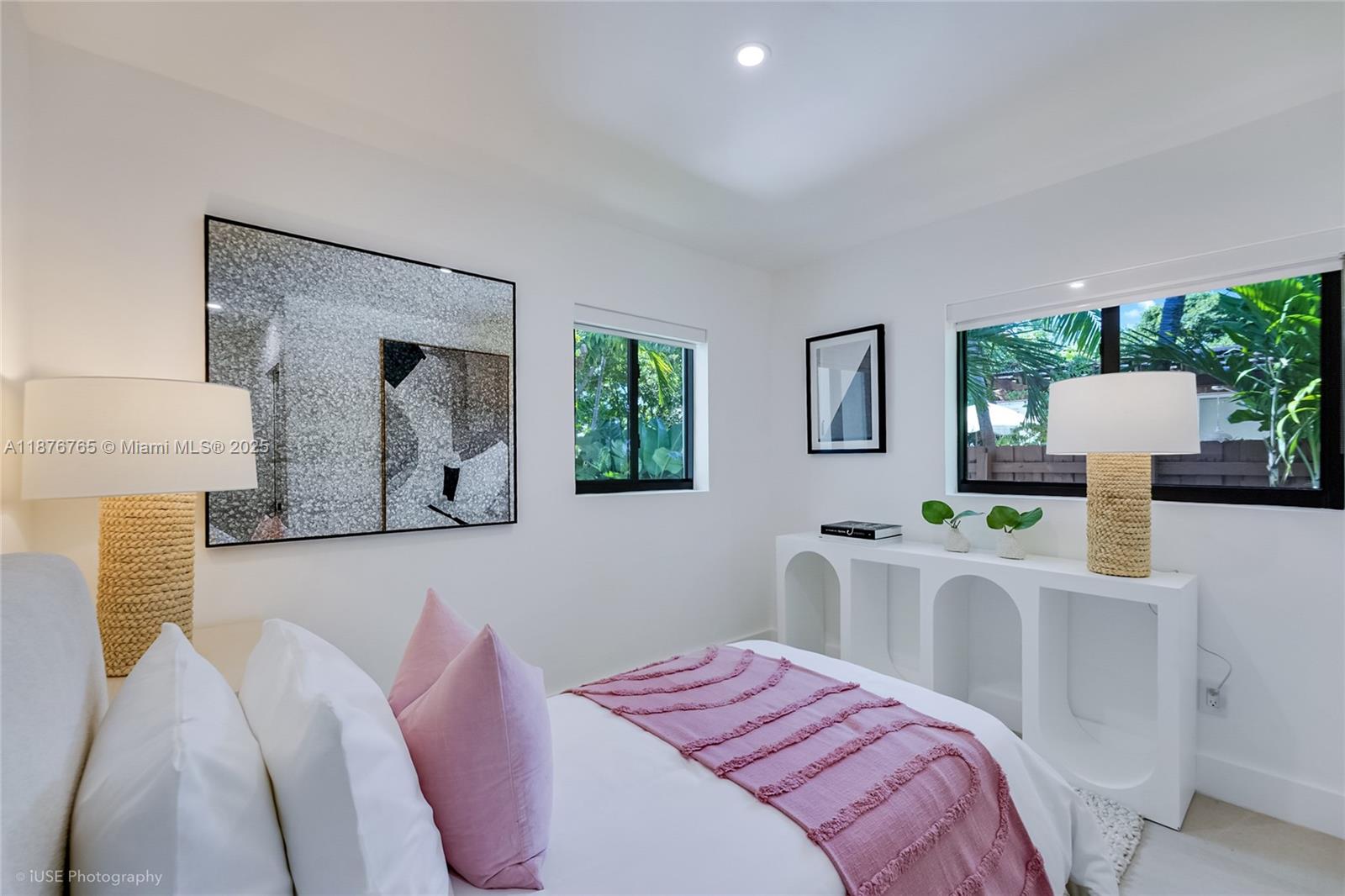 1120 NE 86th St Miami, FL 33138