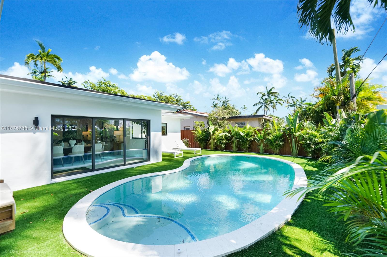 1120 NE 86th St Miami, FL 33138