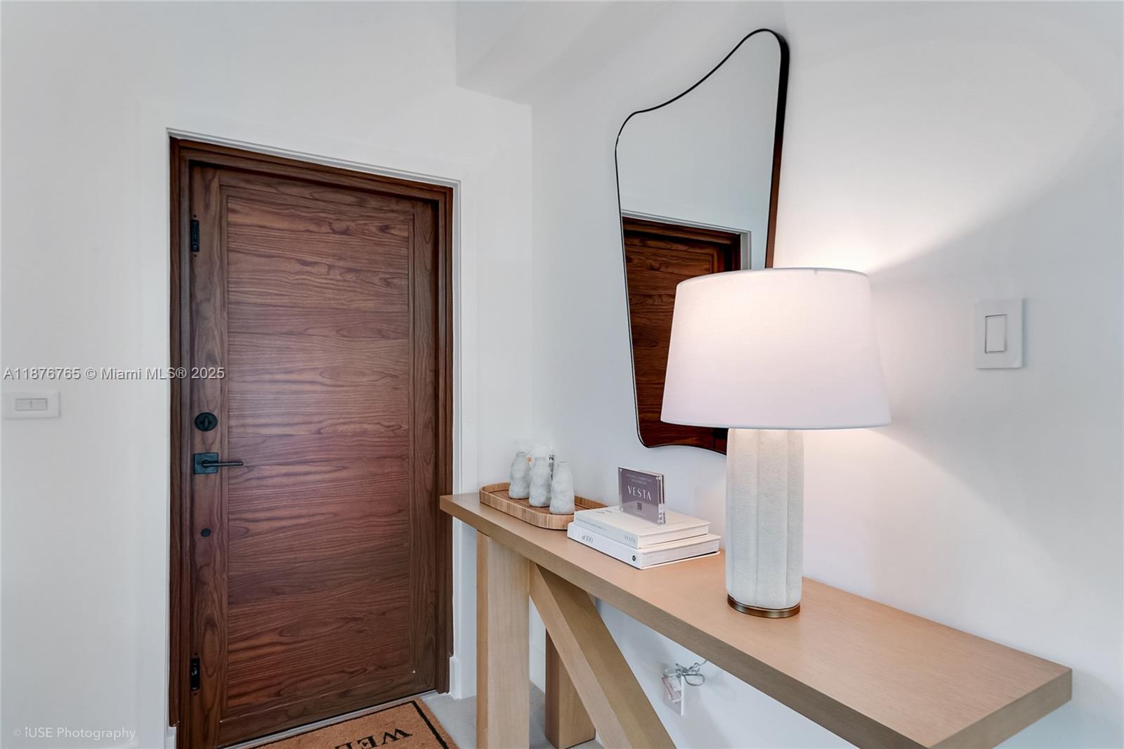 1120 NE 86th St Miami, FL 33138