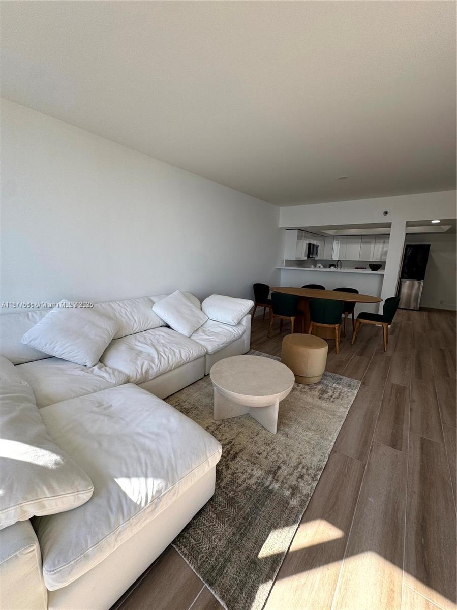 image Brickell Key One Condo11