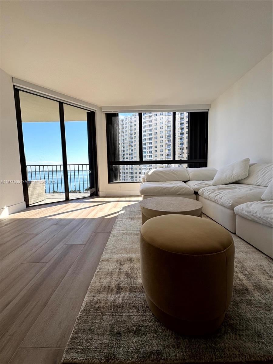 image Brickell Key One Condo15