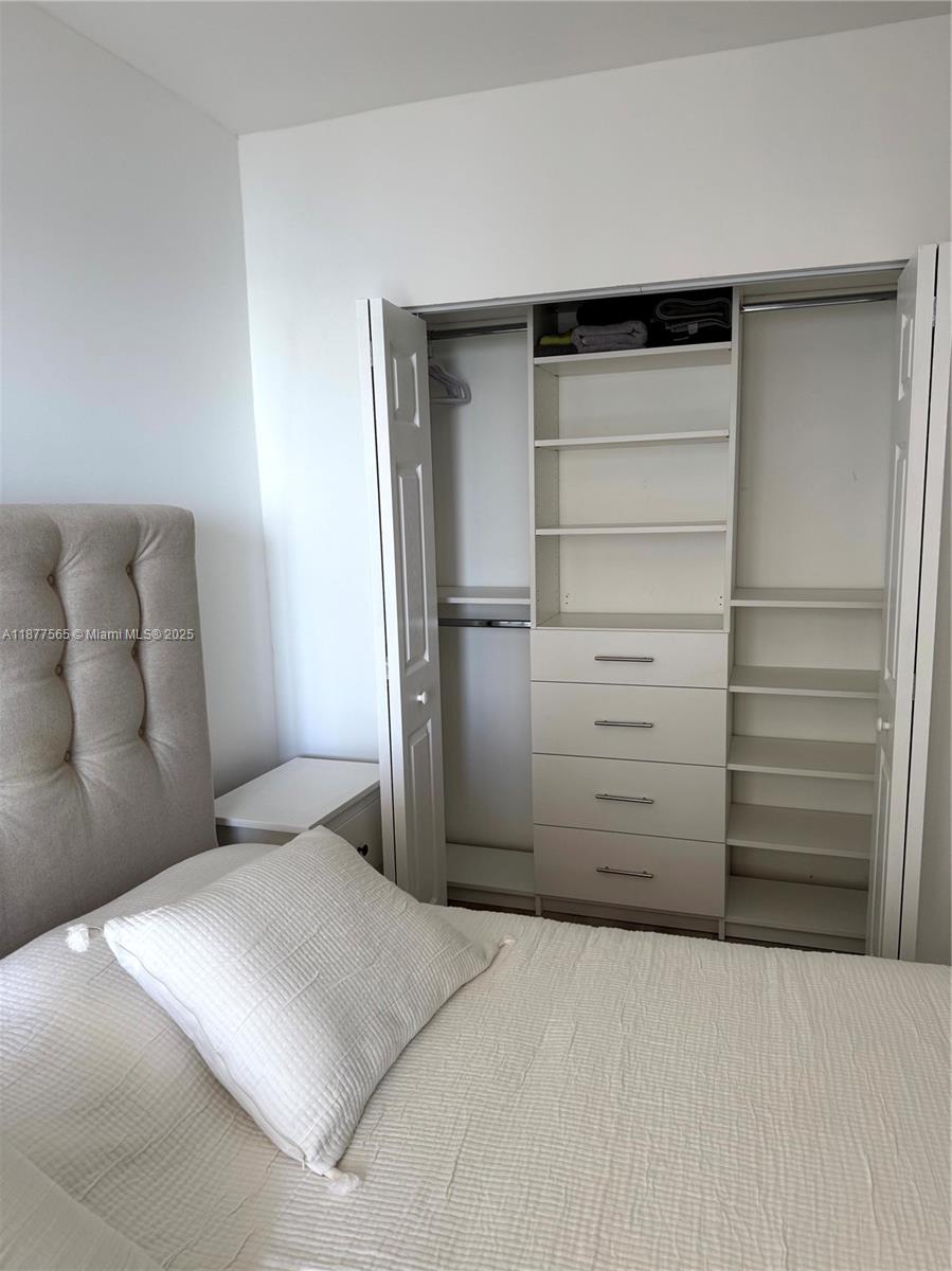 image Brickell Key One Condo36