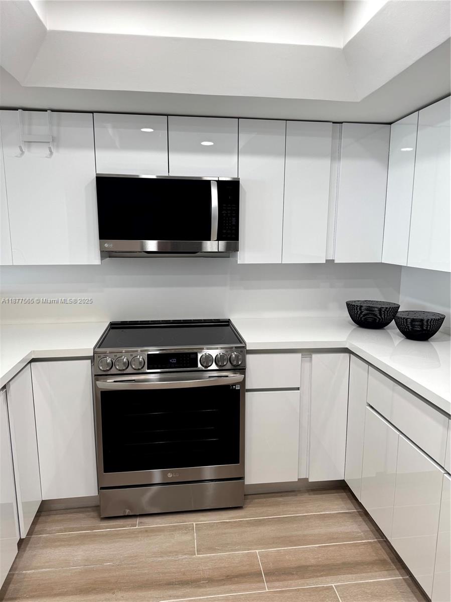 image Brickell Key One Condo3