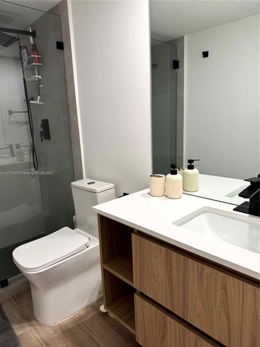 image Brickell Key One Condo41