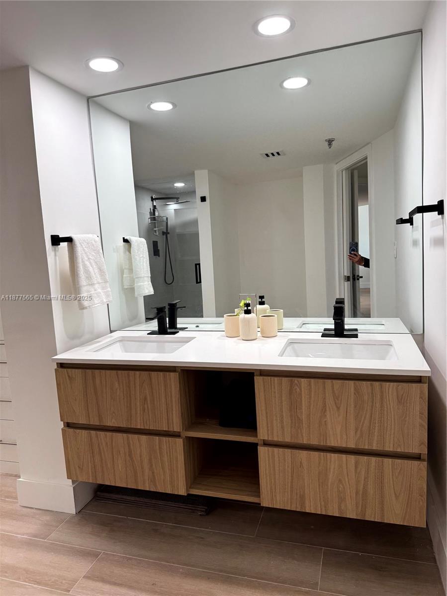 image Brickell Key One Condo46