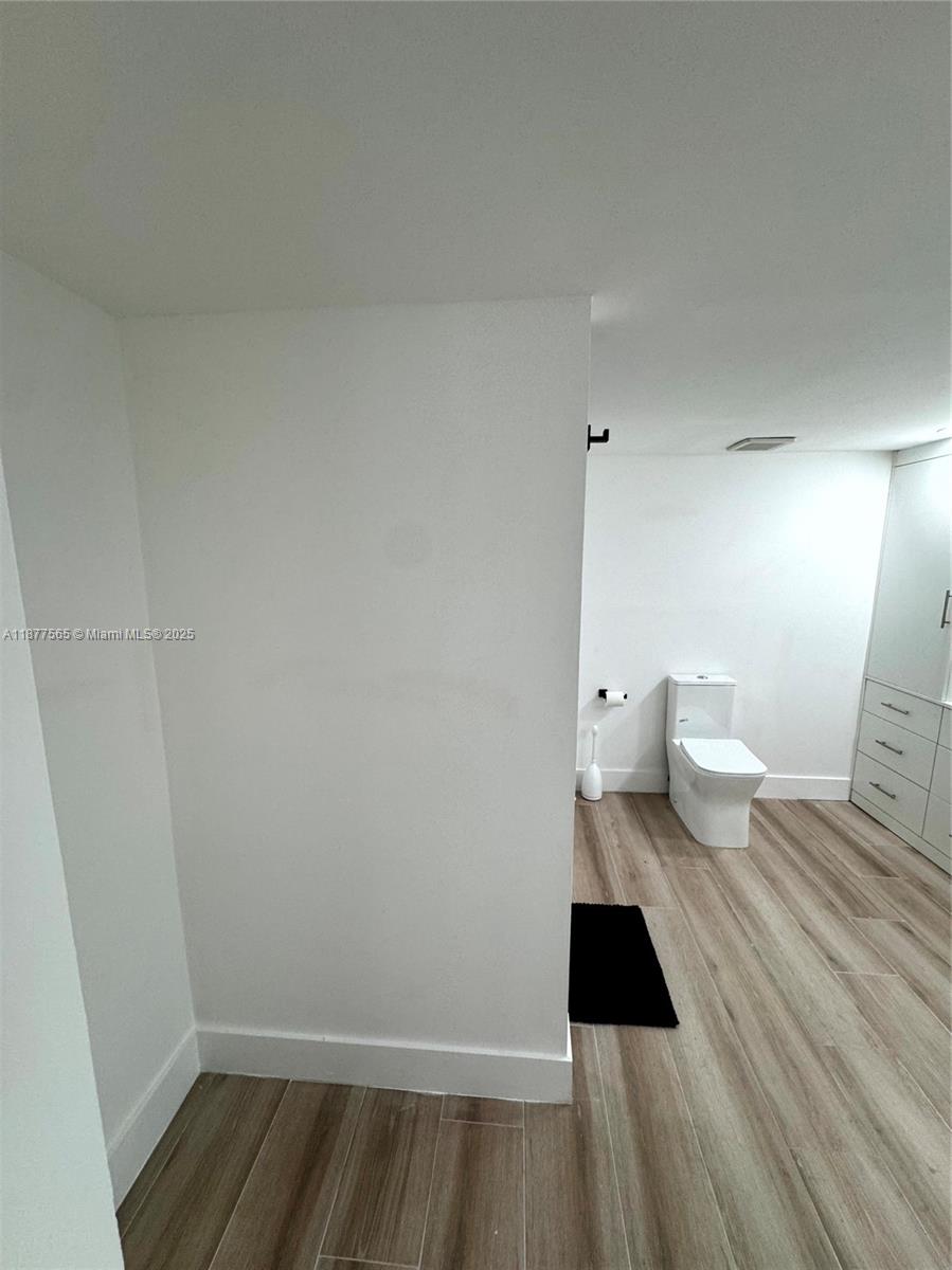 image Brickell Key One Condo50