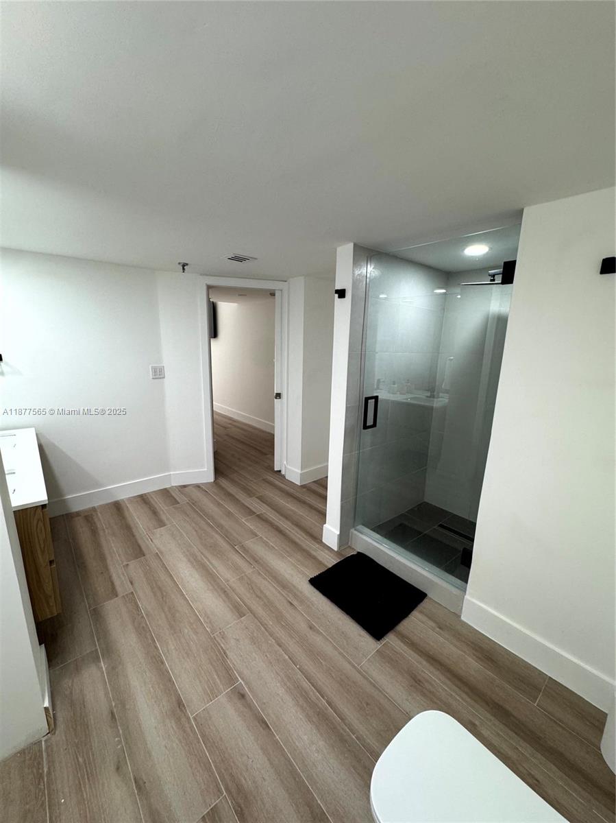 image Brickell Key One Condo51