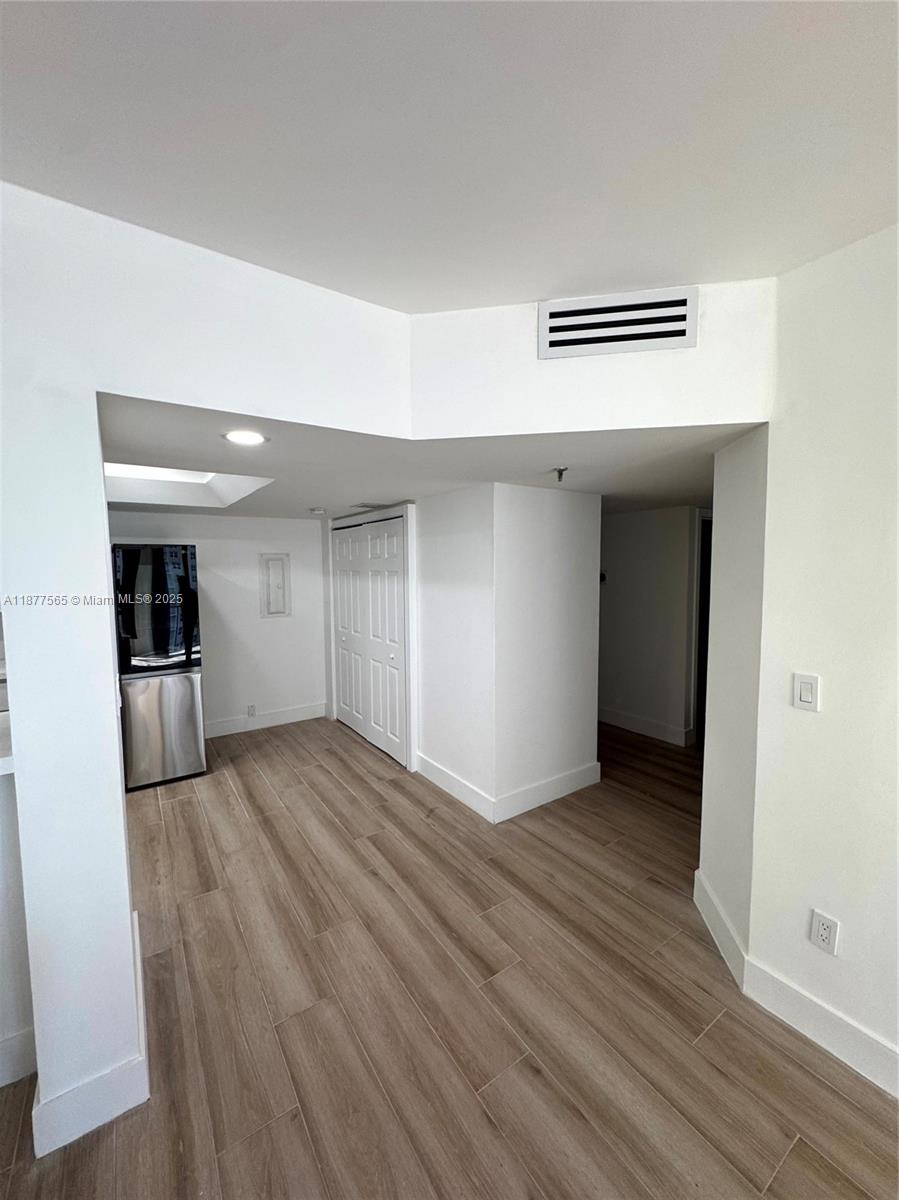 image Brickell Key One Condo55