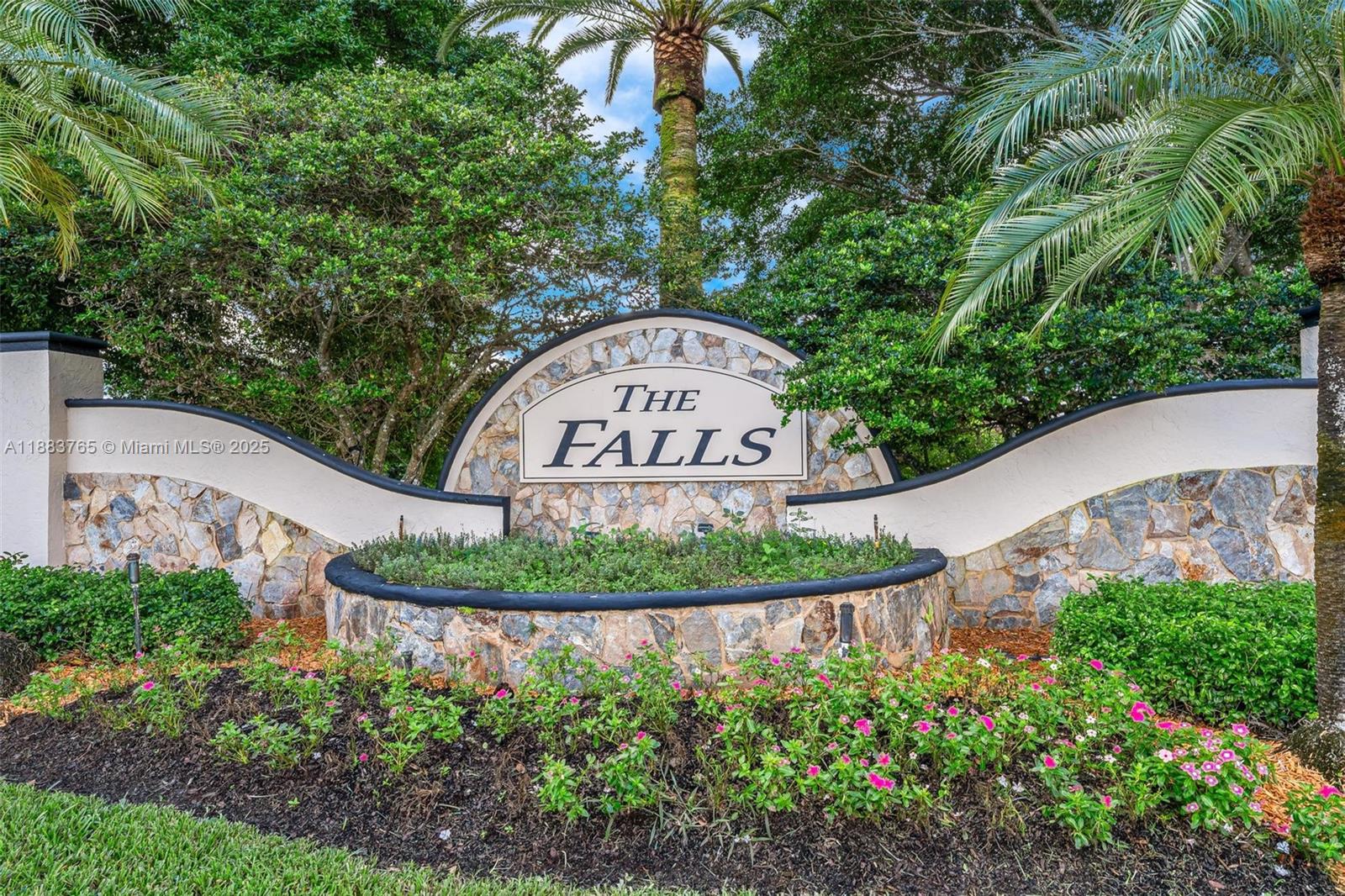 925 Briar Rdg Rd