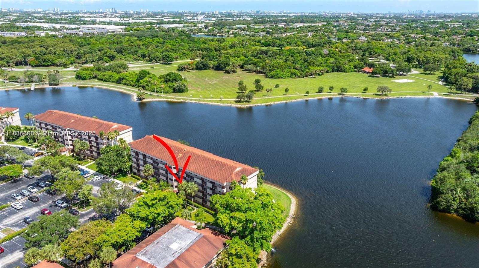 2768 S Carambola Cir S #304