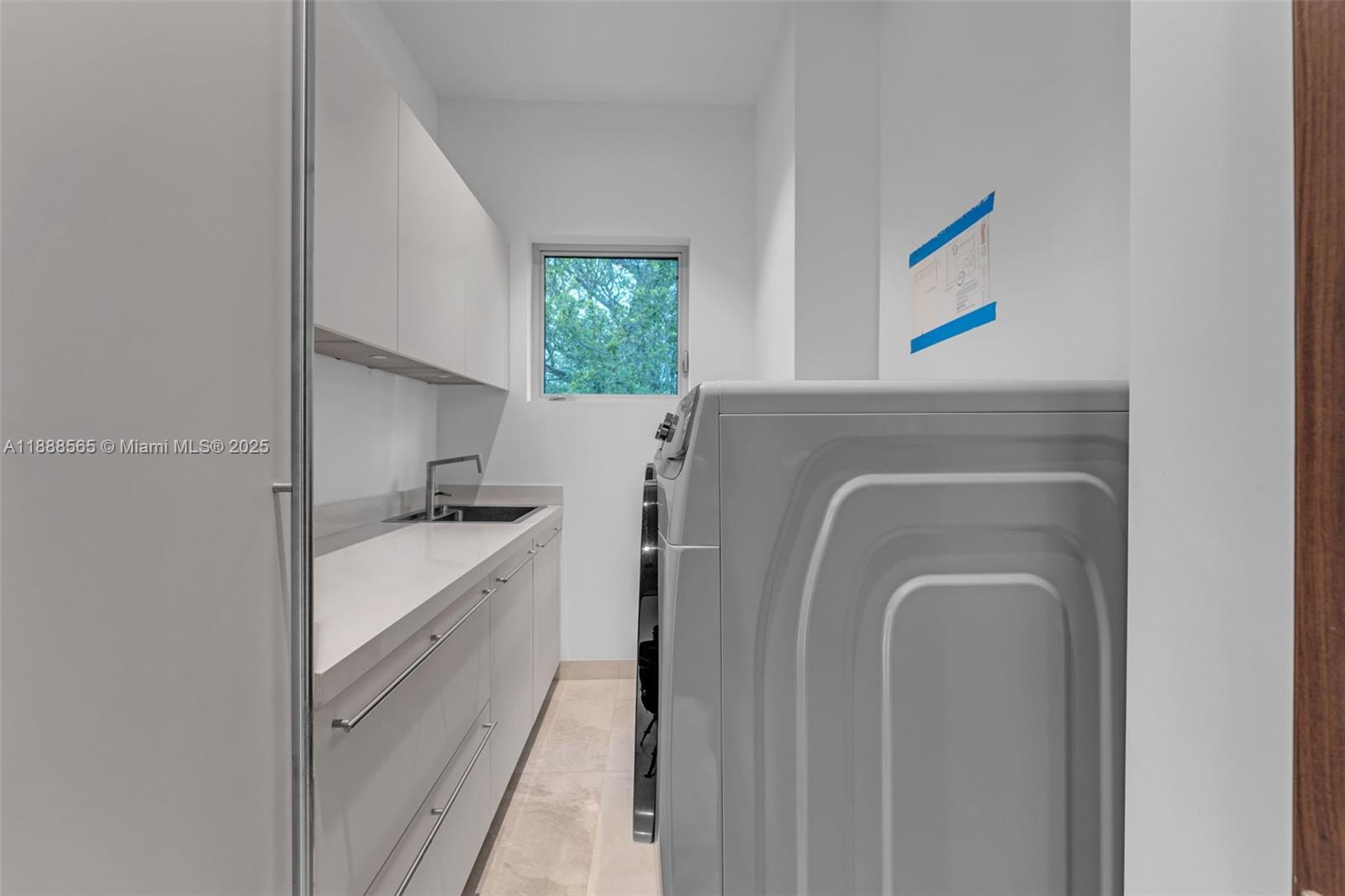 9101 SW 69th Ct Pinecrest, FL 33156