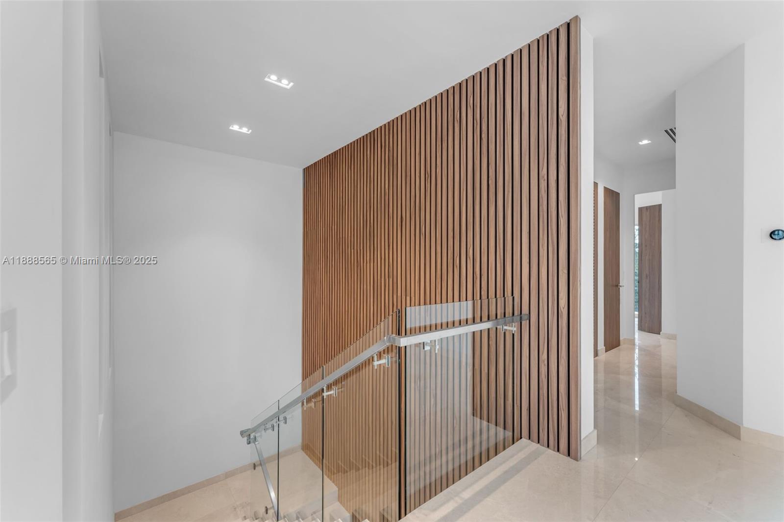 9101 SW 69th Ct Pinecrest, FL 33156