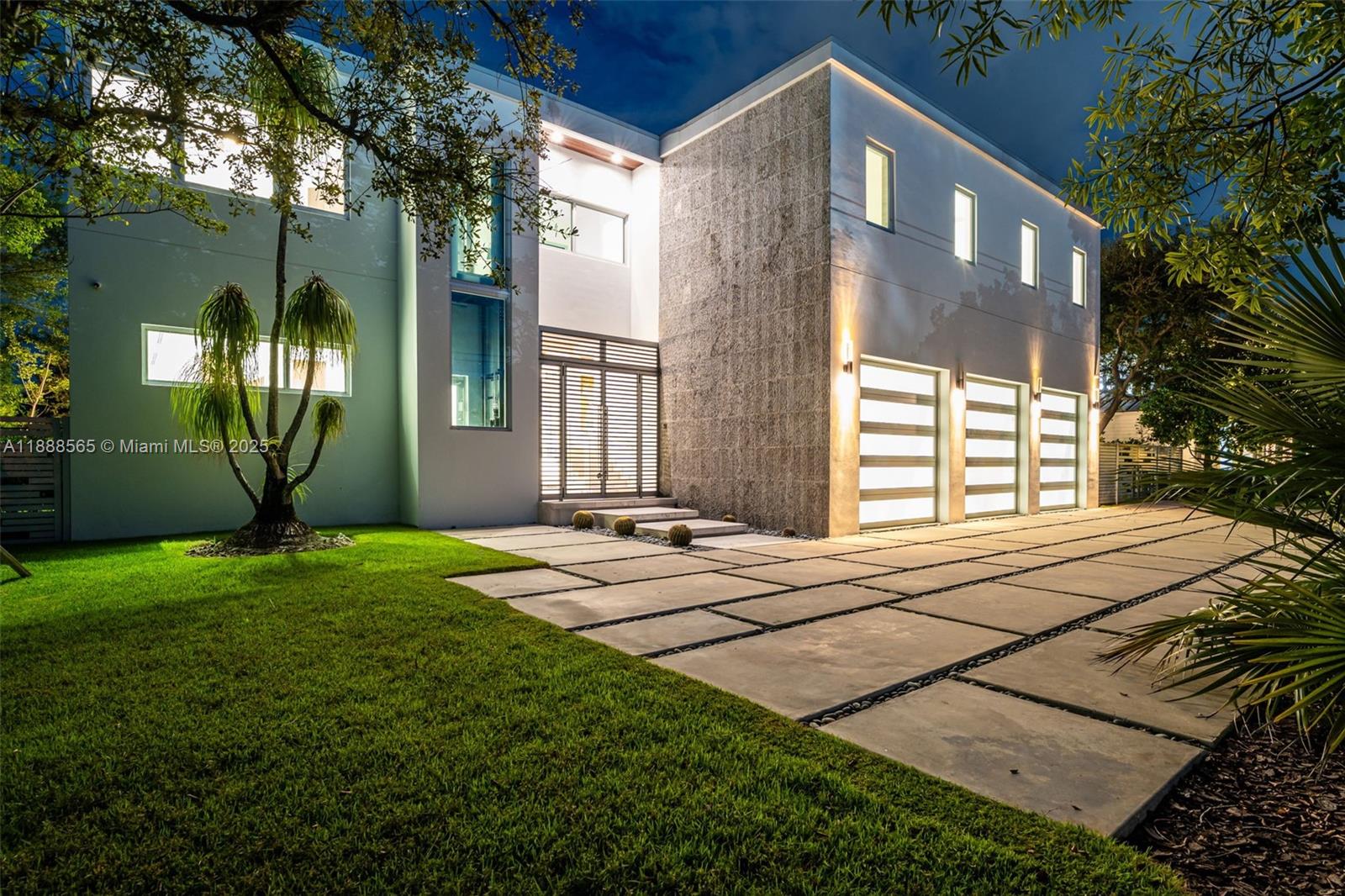 9101 SW 69th Ct Pinecrest, FL 33156