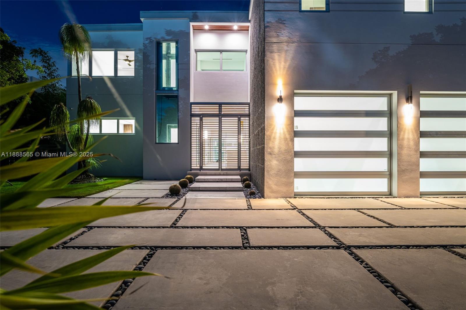 9101 SW 69th Ct Pinecrest, FL 33156