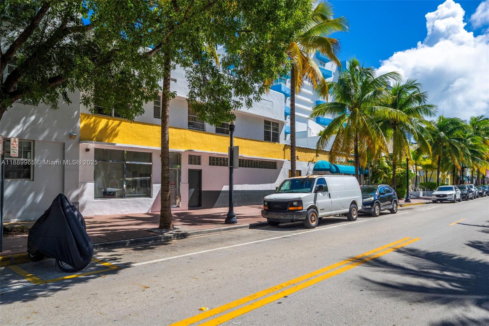 249 Collins Ave Miami Beach, FL 33139