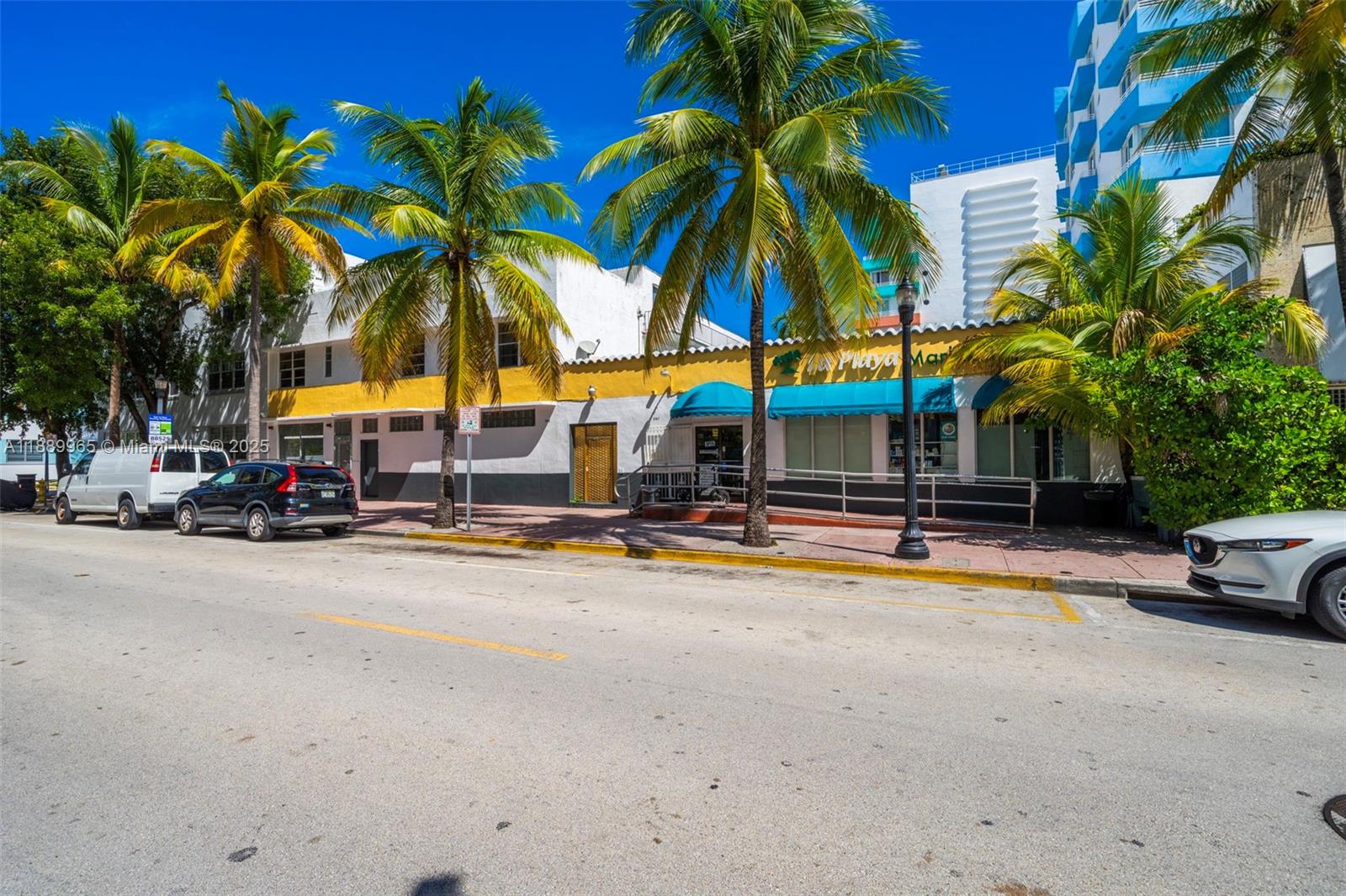 249 Collins Ave Miami Beach, FL 33139
