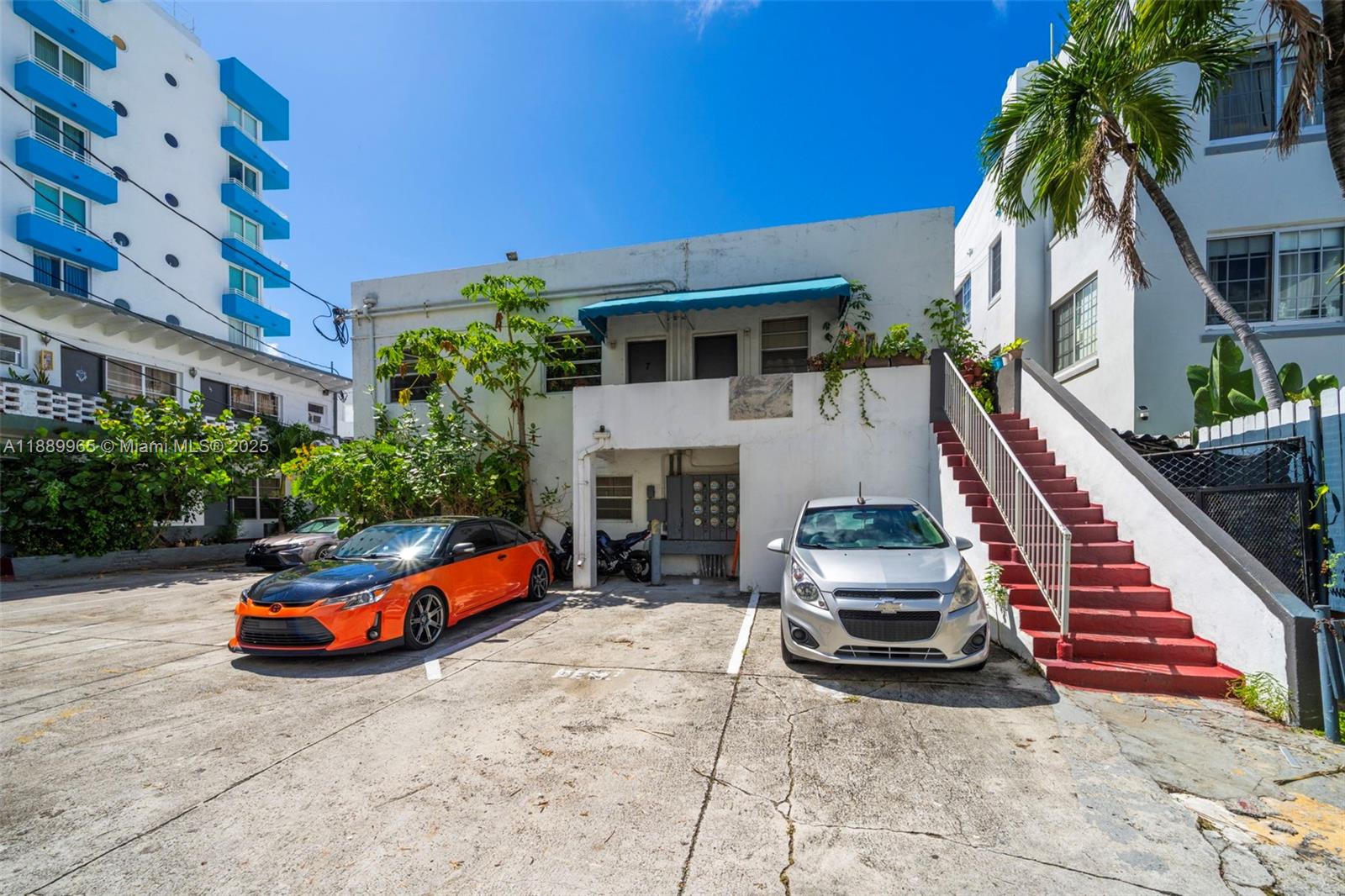 249 Collins Ave Miami Beach, FL 33139