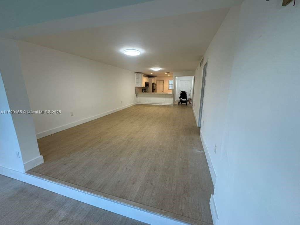 1550 NE 191st St #310