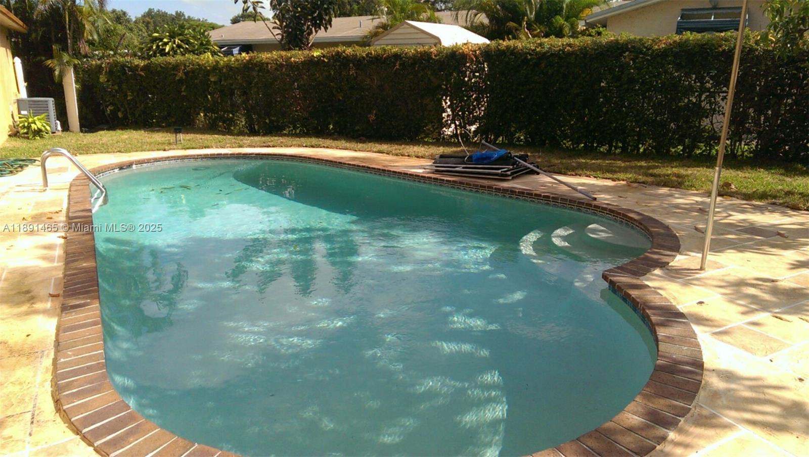 18223 Oleta Dr #18223