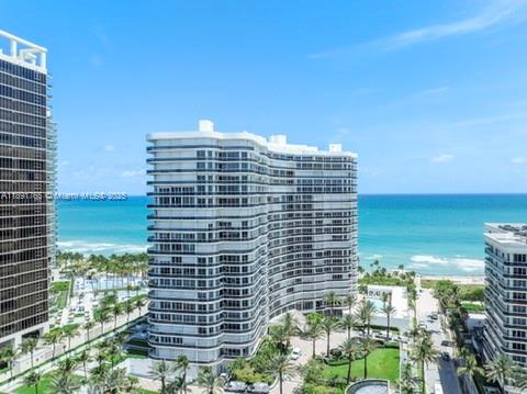 9601 Collins Ave #507