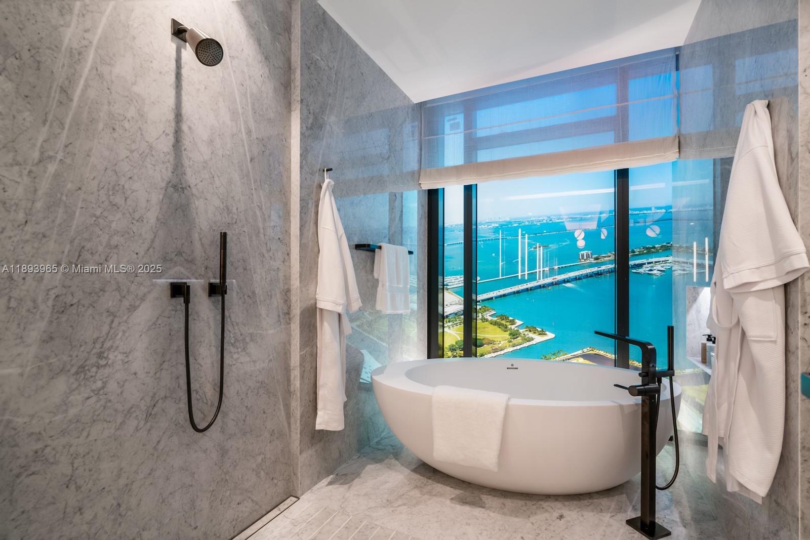 300 N Biscayne Blvd #7803 Miami, FL 33132 300 N Biscayne Blvd #7803 Miami, FL 33132