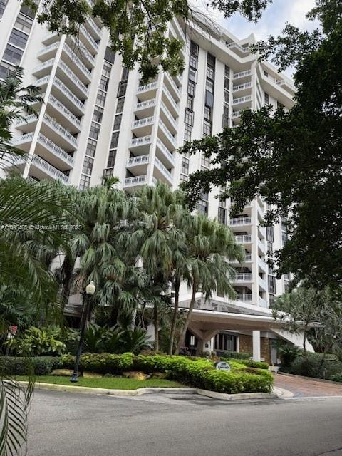 2000 Towerside Ter #1209