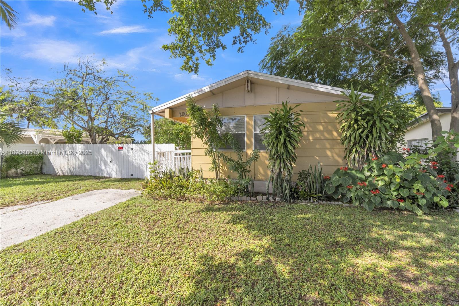 2005 NW 11th Ave