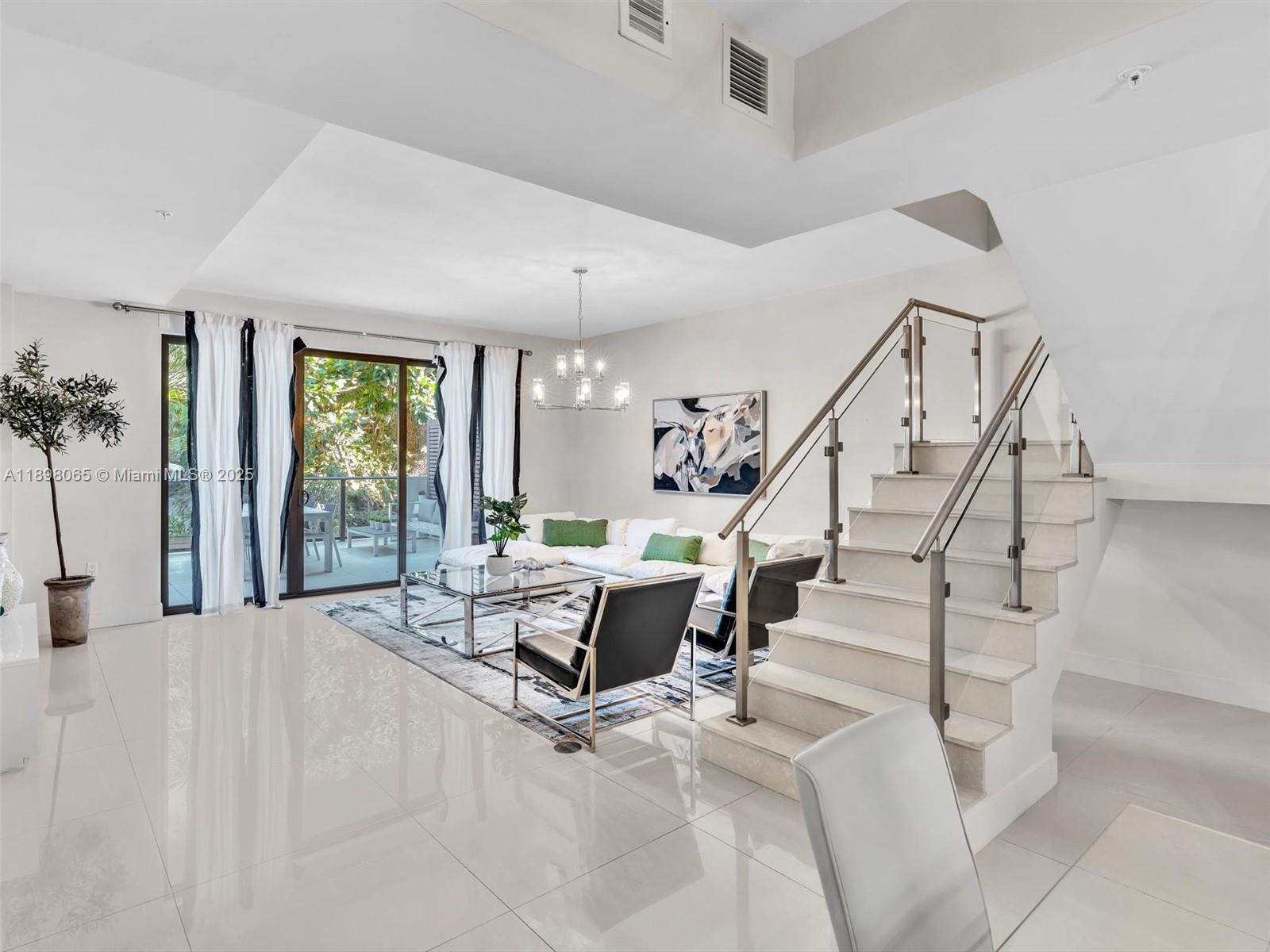 3040 N Ocean Blvd #N103 Fort Lauderdale, FL 33308