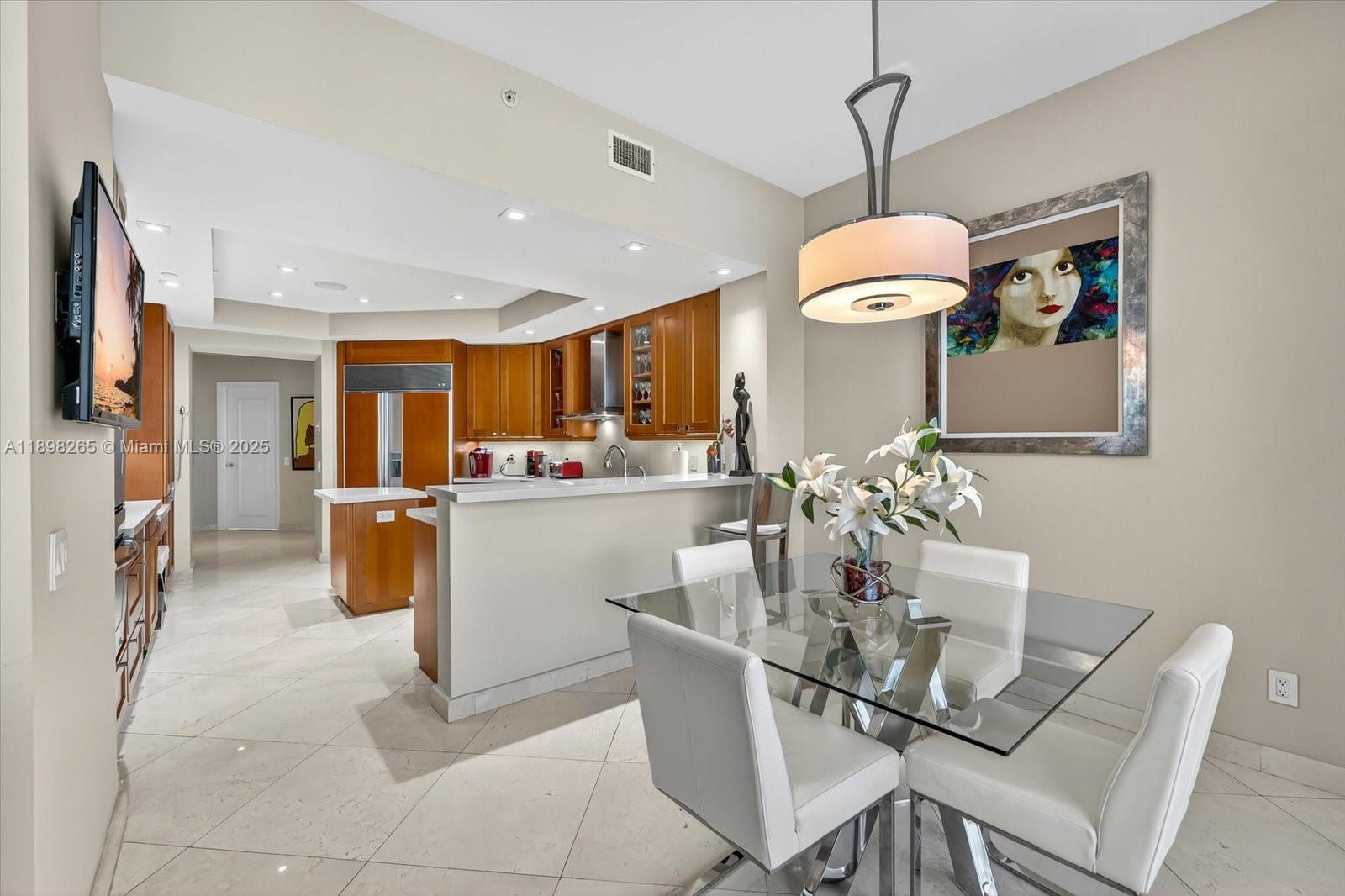 21200 Point Pl #PH 1 (2804) Aventura, FL 33180