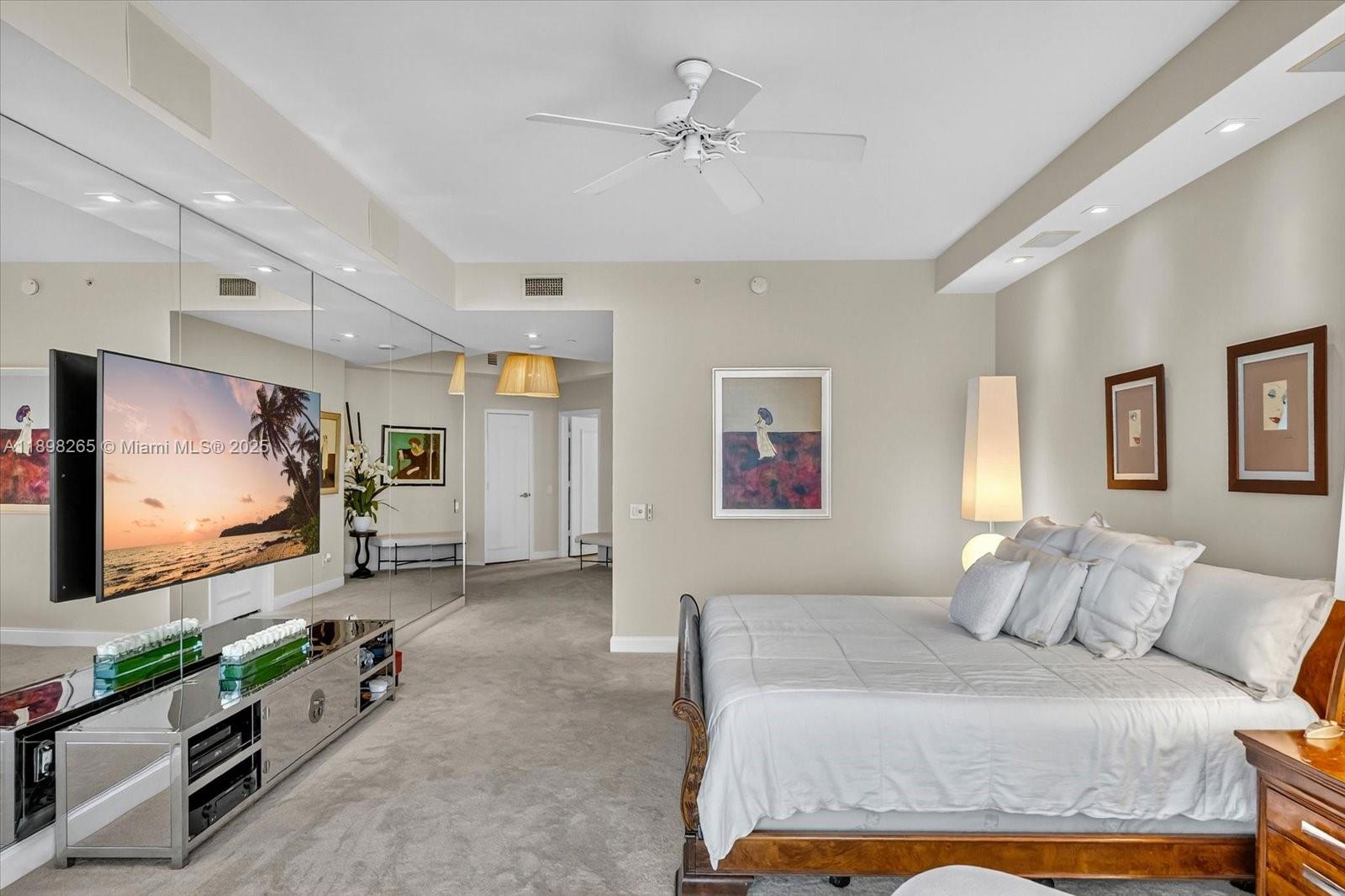 21200 Point Pl #PH 1 (2804) Aventura, FL 33180