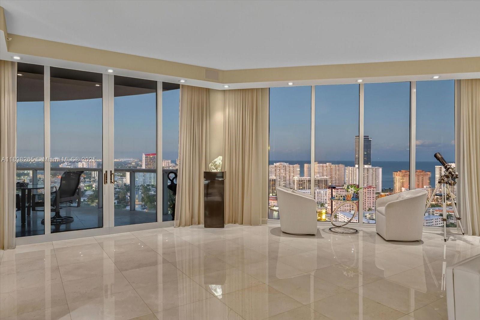 21200 Point Pl #PH 1 (2804) Aventura, FL 33180