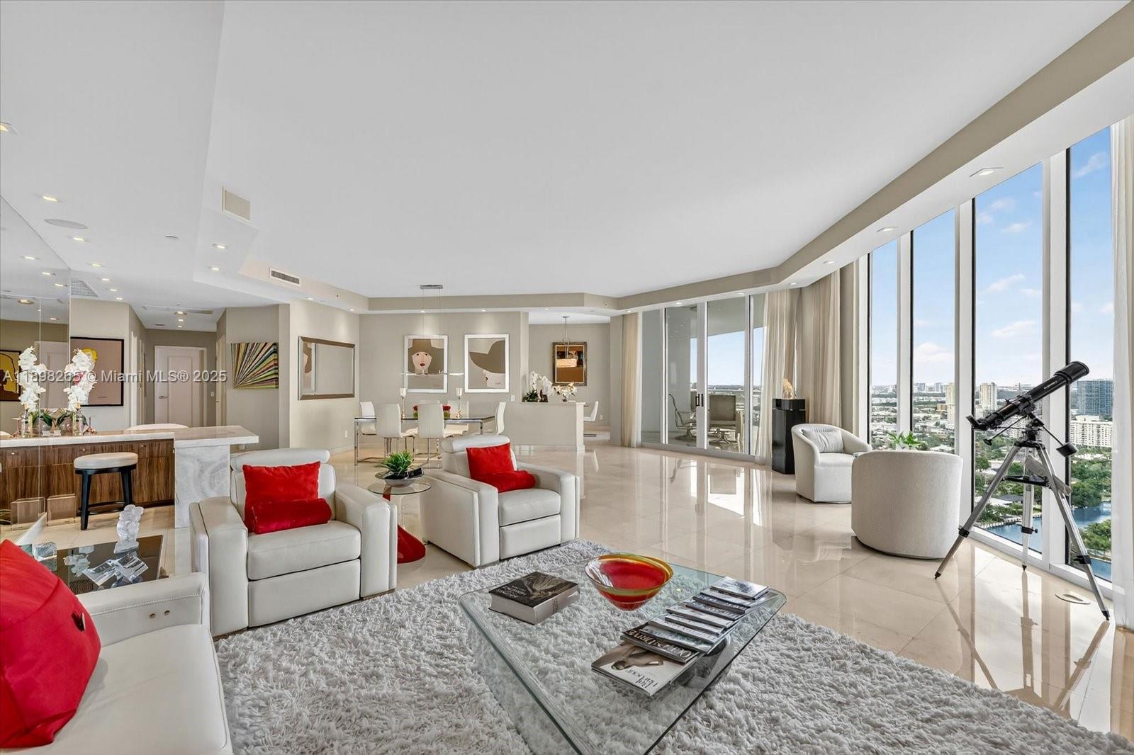 21200 Point Pl #PH 1 (2804) Aventura, FL 33180