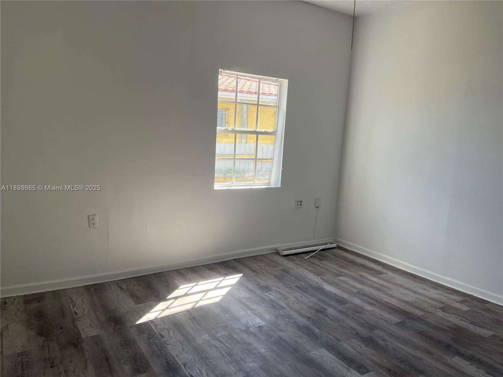 842 SW 12th Ave #7 Miami, FL 33130