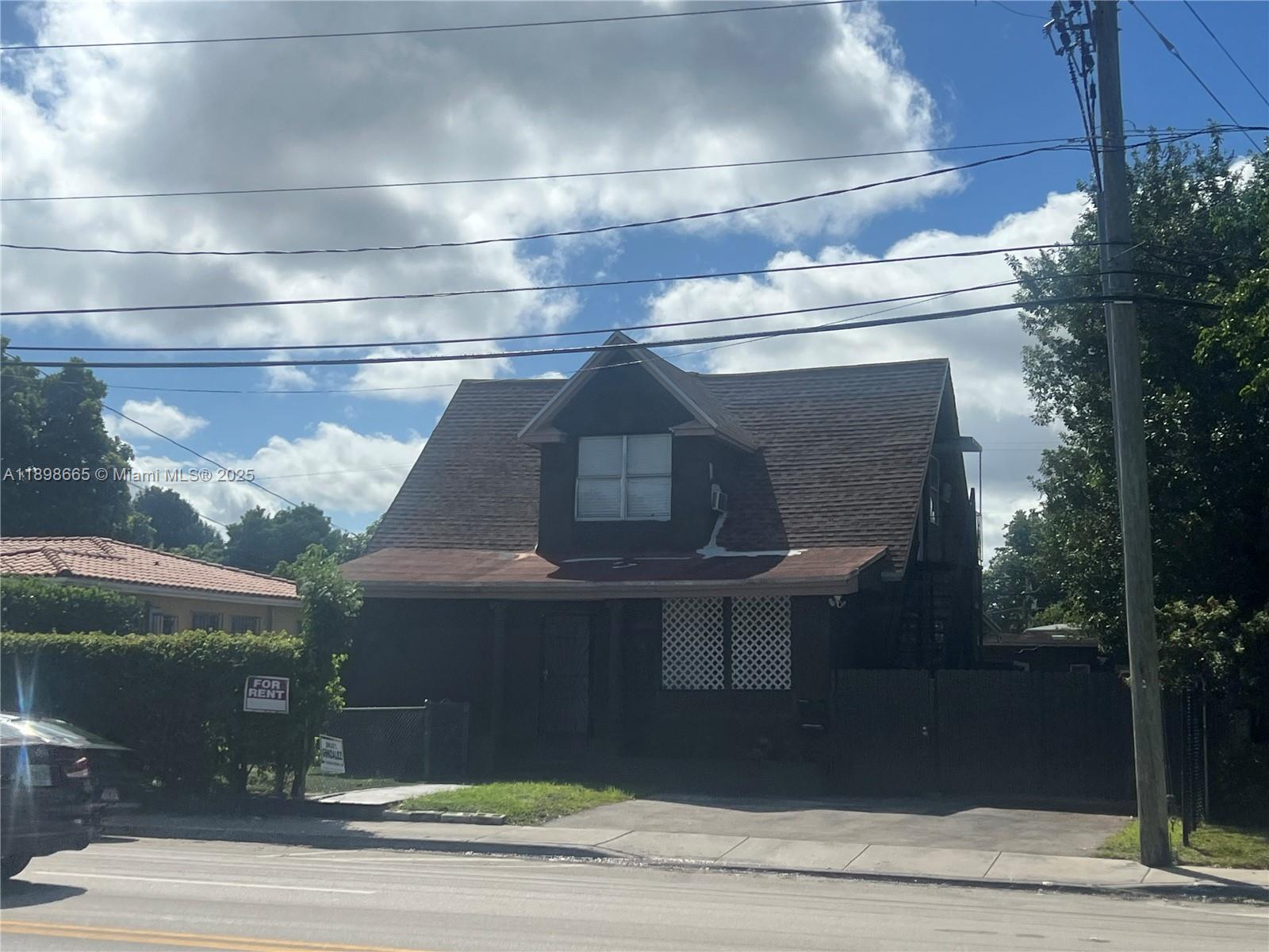 842 SW 12th Ave #7 Miami, FL 33130